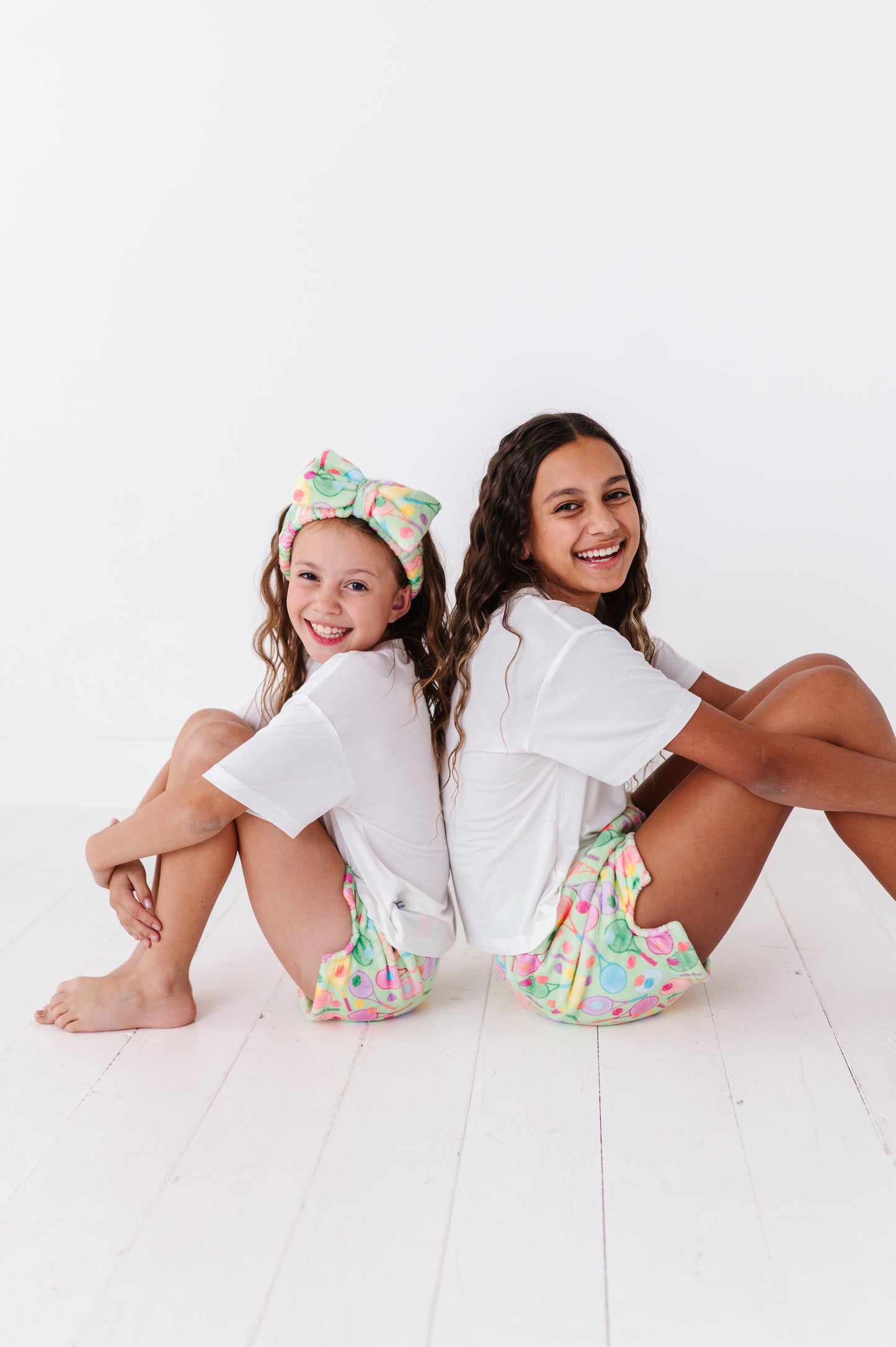 Plush Shorts - Tennis